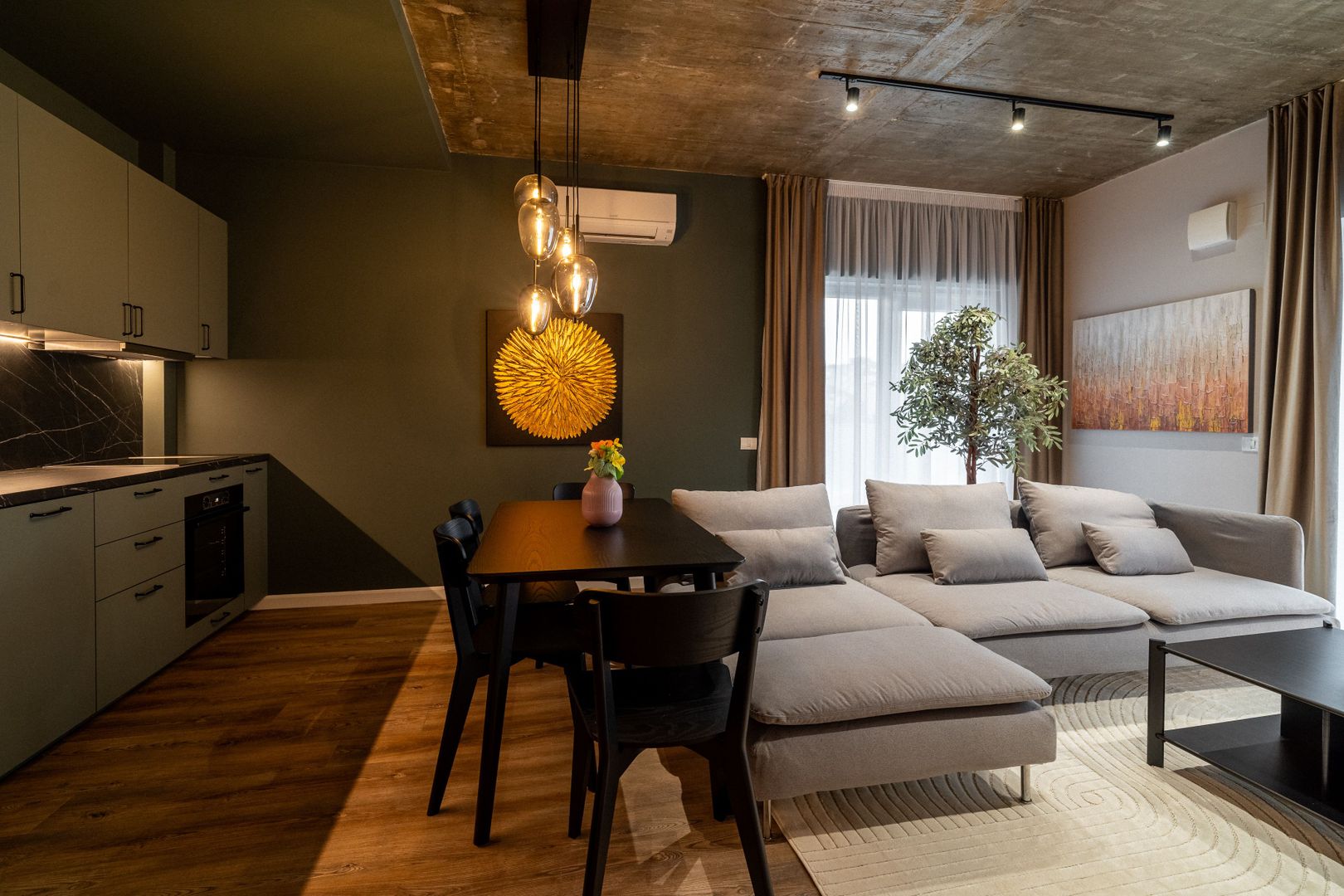 Apartament 3 camere de inchiriat EAS cu terasa 44 mp - Poză 3