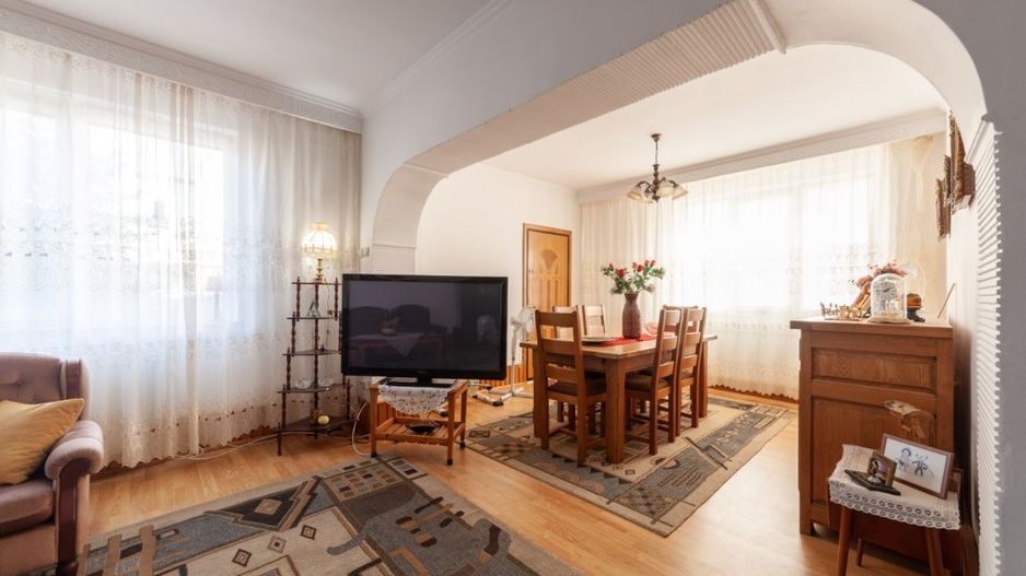 Casa Centrala Pitesti - Exercitiu, Strada Traian - Poză 4