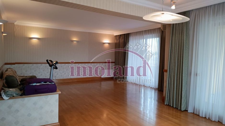 Vanzare - Apartament 3 camere & 3 terase & garaj & boxa -Aviatorilor-Televiziune - Poză 2