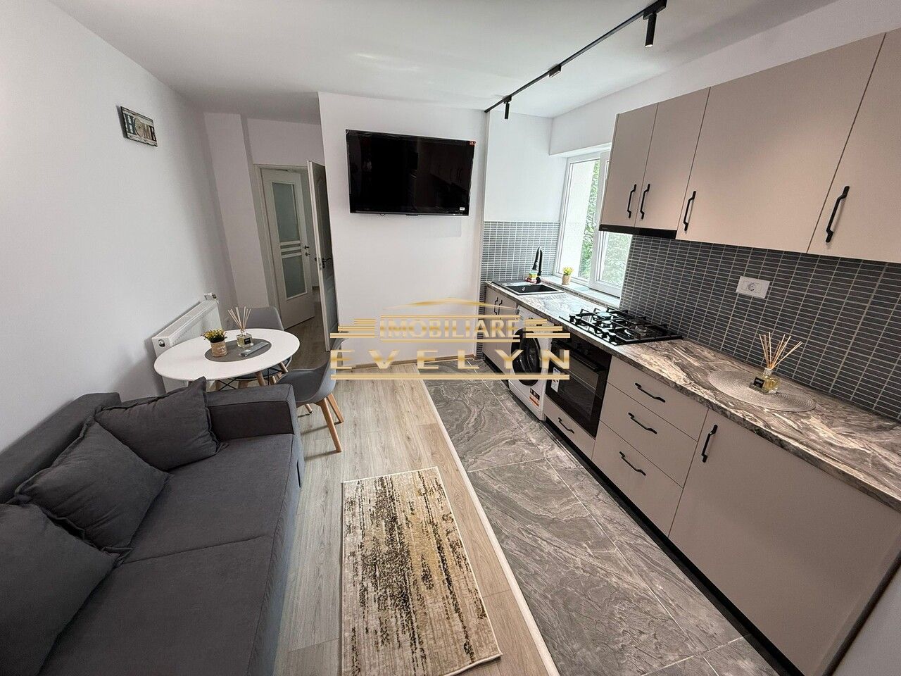 De vanzare apartament tip studio, 27 mp, etaj 2, zona Parcul Tineretului ( Mag. Denisa ) - Poză 1
