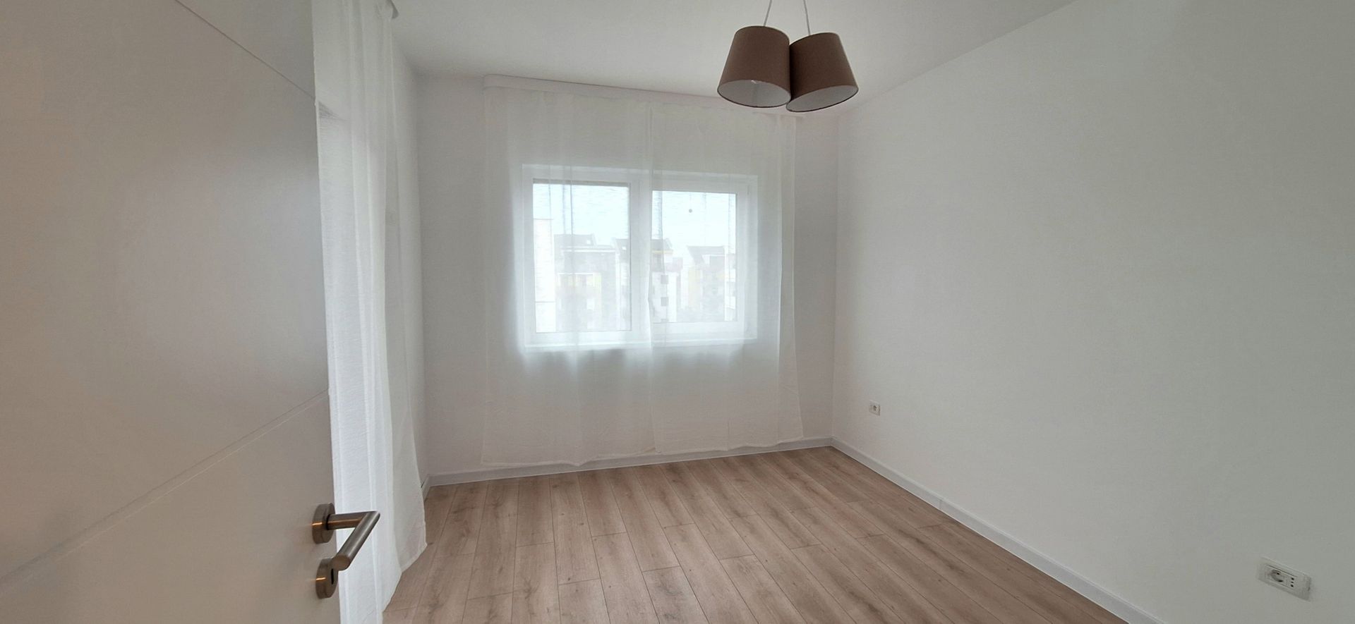 Penthouse cu  terasa 43mp -  Dumbravita - Poză 8