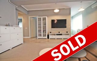 Apartament cu 3 camere de închiriat în Central, Mamaia - Poză 1