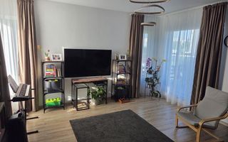 Casa Individuala Parter + Mansarda in Tunari - Poză 2