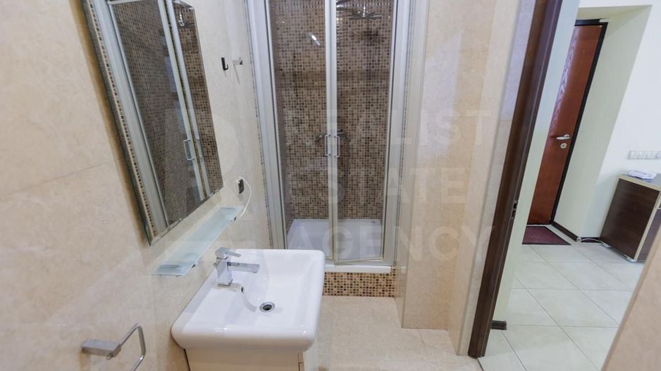 Vânzare, 3 dormitoare + living, str. Vasile Alexandri, Centru - Poză 14