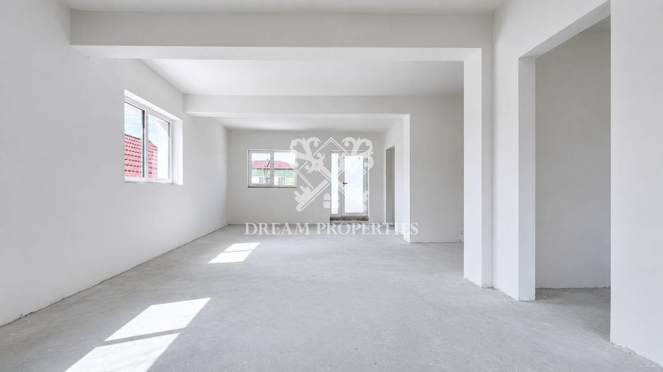 Casă individuală 4 camere, 3 bai, teren 694 mp, zona Criseni Dezmir - Poză 2
