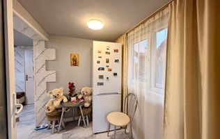 Casă duplex cu 3 camere în Frasin Bucovina