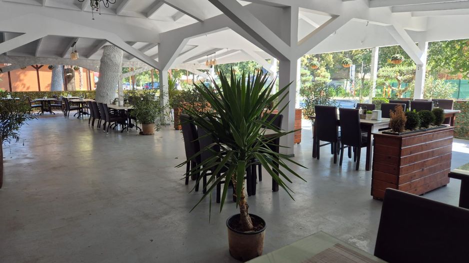 Spațiu comercial restaurant cu terasă de vânzare în  Olimp Constanța - Poză 3