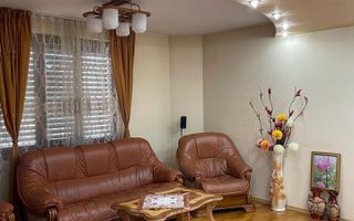 Vila de vanzare D+P+1 220 mp cu teren 300 mp, pret 285000 euro negociabil ! - Poză 3