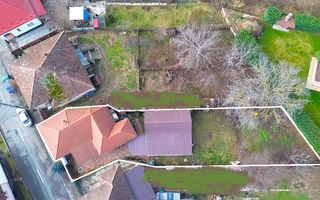 De Vanzare 2 Case In Curte Titulescu/Strada Crinului Teren 550MP - Poză 8