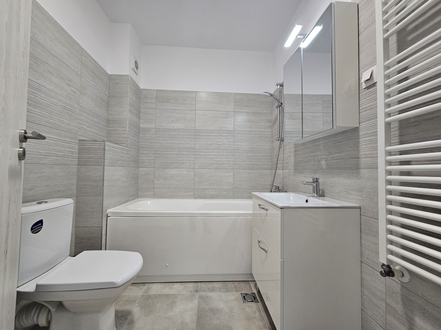 Apartament 2 camere decomandat de închiriat, situat în Pipera - Poză 6