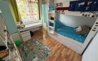 3 Camere Decomandat - Etaj 2  - Zona Galata/ Biserica Galbena - Poză 3