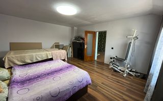 Casă individuală P+1+pod, pe piloni cu panouri solare - Poză 3