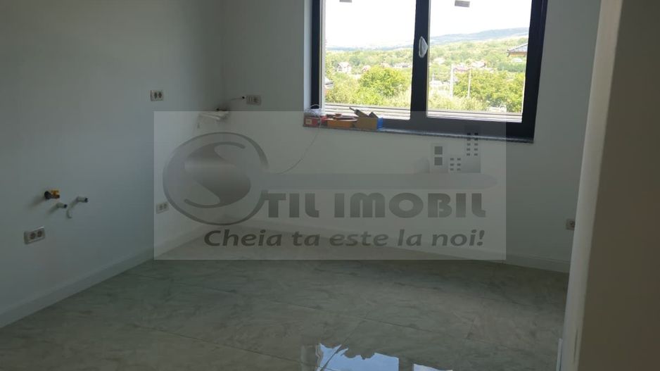 Casă de vânzare, zona Bârnova, jud. Iași - Poză 4