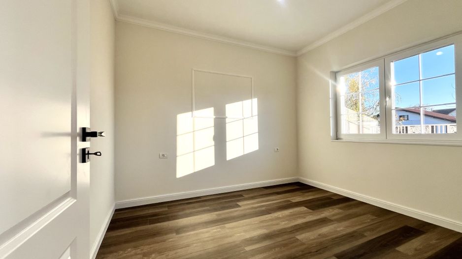 Duplex premium în Moșnița Nouă, separat prin camera tehnică, P+ 1 etaj - Poză 9