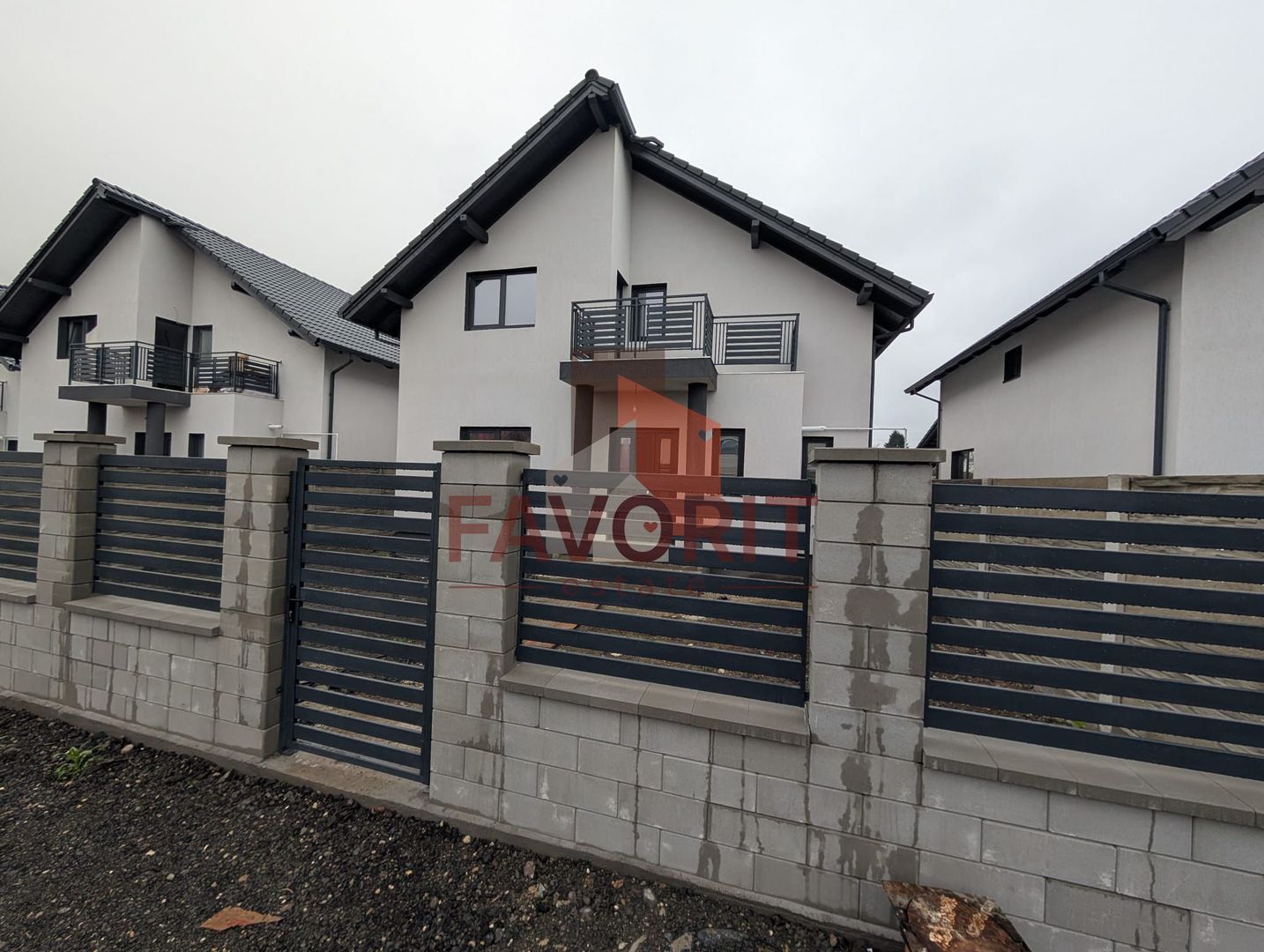 Casa individuala | Parter + Etaj | Asfalt | Toate utilitatile | - Poză 2