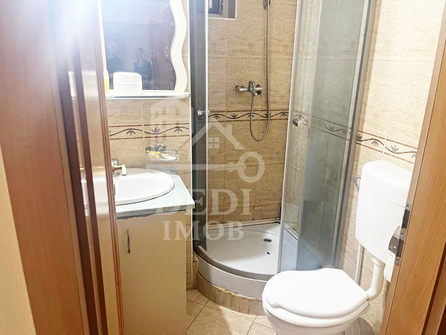 Apartament cu 4 camere de inchiriat, zona Cantemir, Oradea - Poză 13