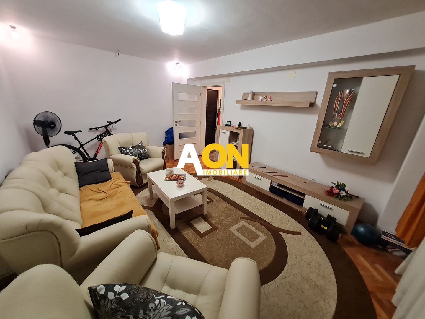 Apartament 2 Camere, Decomandat, 51 mp, Zona Tolstoi - Poză 2