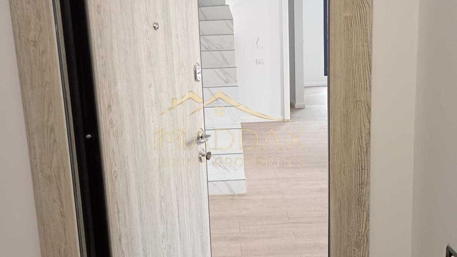 Sediul Ideal de Firmă: Duplex 4 Camere | 4 Terase Mari (70mp)| Parcare| Crângasi - Poză 2