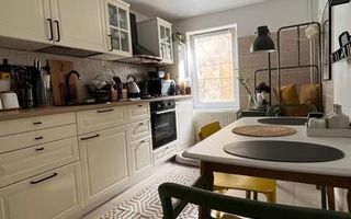 Garsoniera decomandată, Cismigiu, centrala proprie, renovată complet,fara risc. - Poză 3