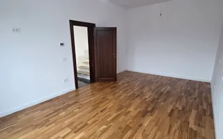 Vila complet finisata,  curte 200 mp,  sector 3, comision 0% - Poză 13