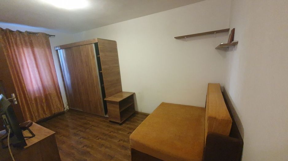 Proprietar inchiriez garsoniera rond alba iulia centru decebal - Poză 1