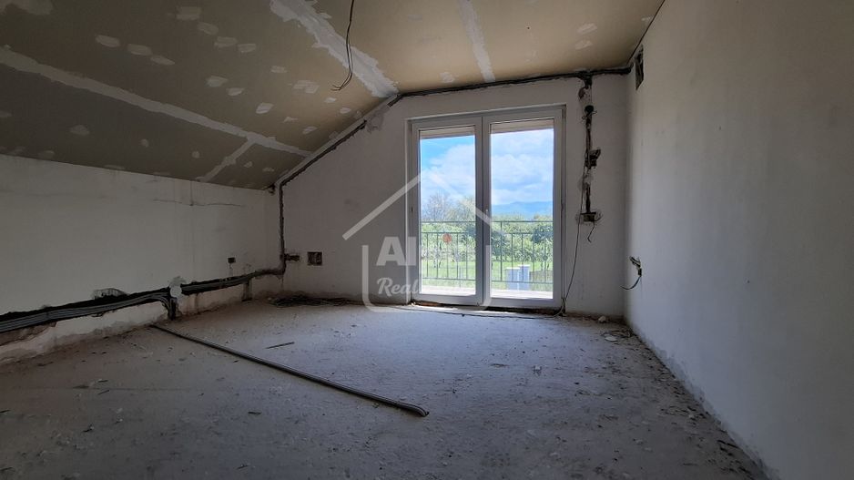 Duplex Zona Linistita Carpinis - Poză 5