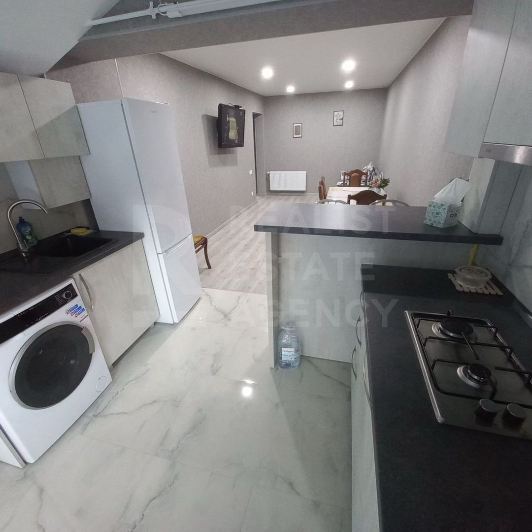 Vânzare apartament, 3 camere, strada Cuza Vodă, Botanica - Poză 5