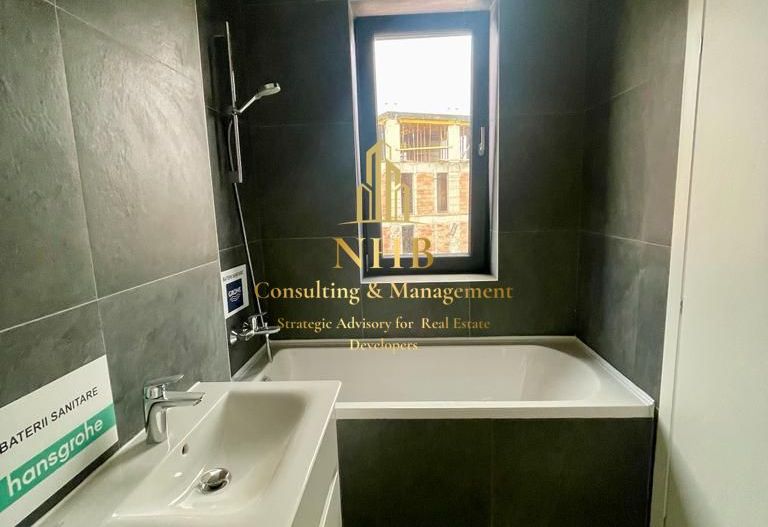 Vila in Pipera 4 camere, 2 locuri de parcare si curte - Comision 0% - Poză 8