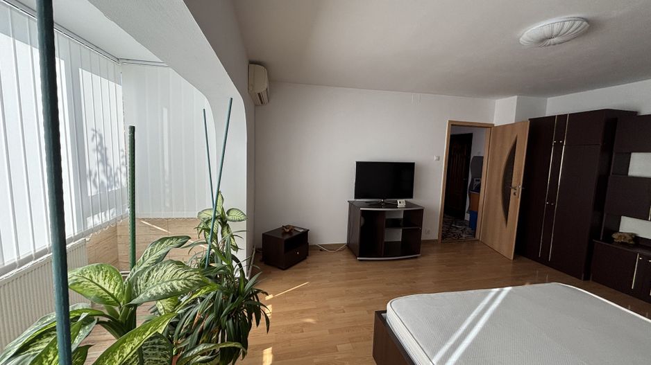 Apartament generos 2 camere - Poză 11