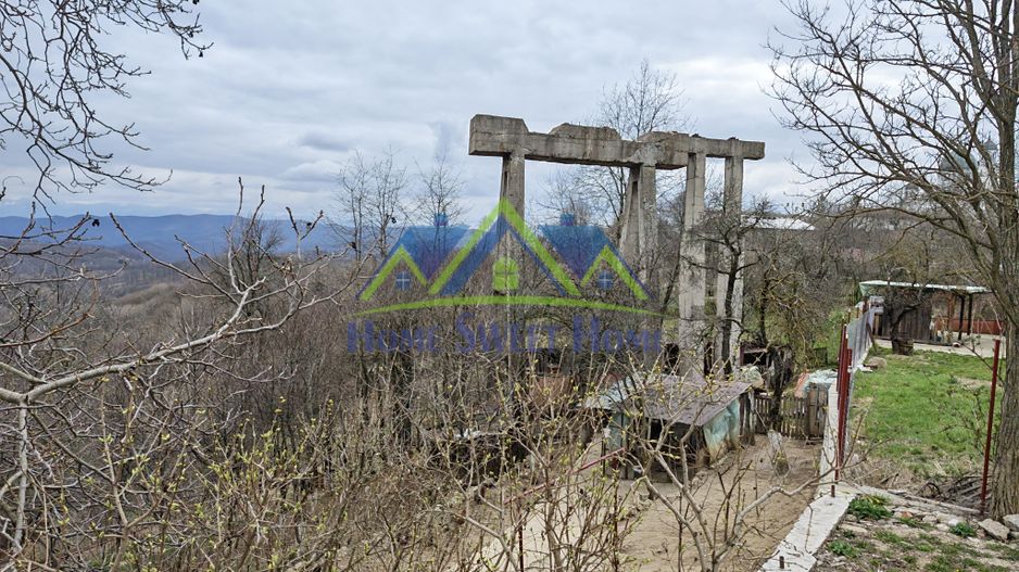 Casa de vanzare in Ghelari – liniste, natura si spatiu generos! Schimb - Poză 9