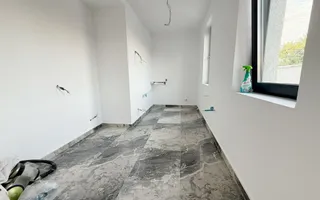 Casă spațioasă de vânzare – Sector 4, Metrou Aparatorii Patriei - Poză 16