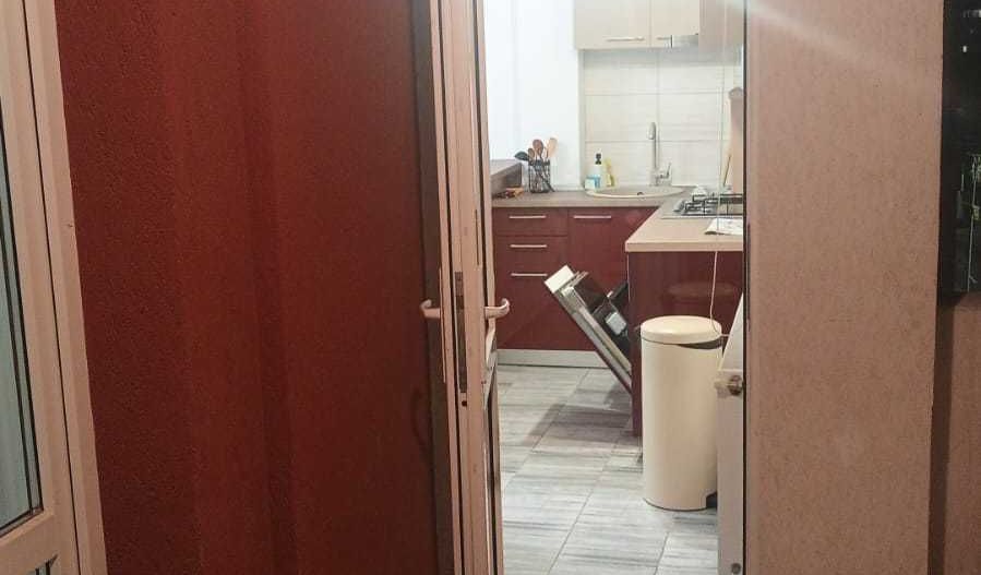 Proprietar inchiriez apartament 2 camere - Poză 1