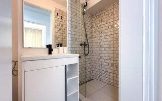 4 camere, 3 dormitoare, 2 băi, boiler, complet renovat - Poză 7