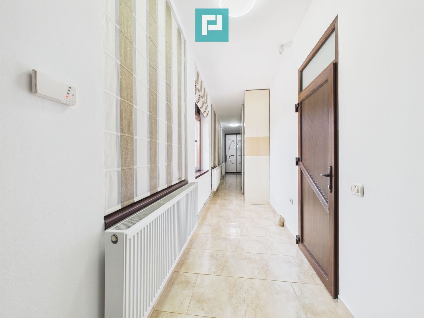 Casă exclusivistă cu 4 camere, în Secusigiu, Arad - Poză 5