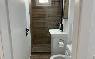 Apartament 3 camere semidecomandat etaj 2 strada Semaforului - Poză 3