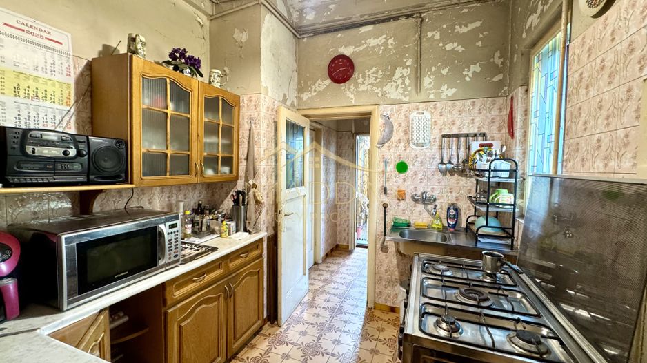 Vila cu 6 camere *310mp*  + Garaj // Primăverii - Poză 46