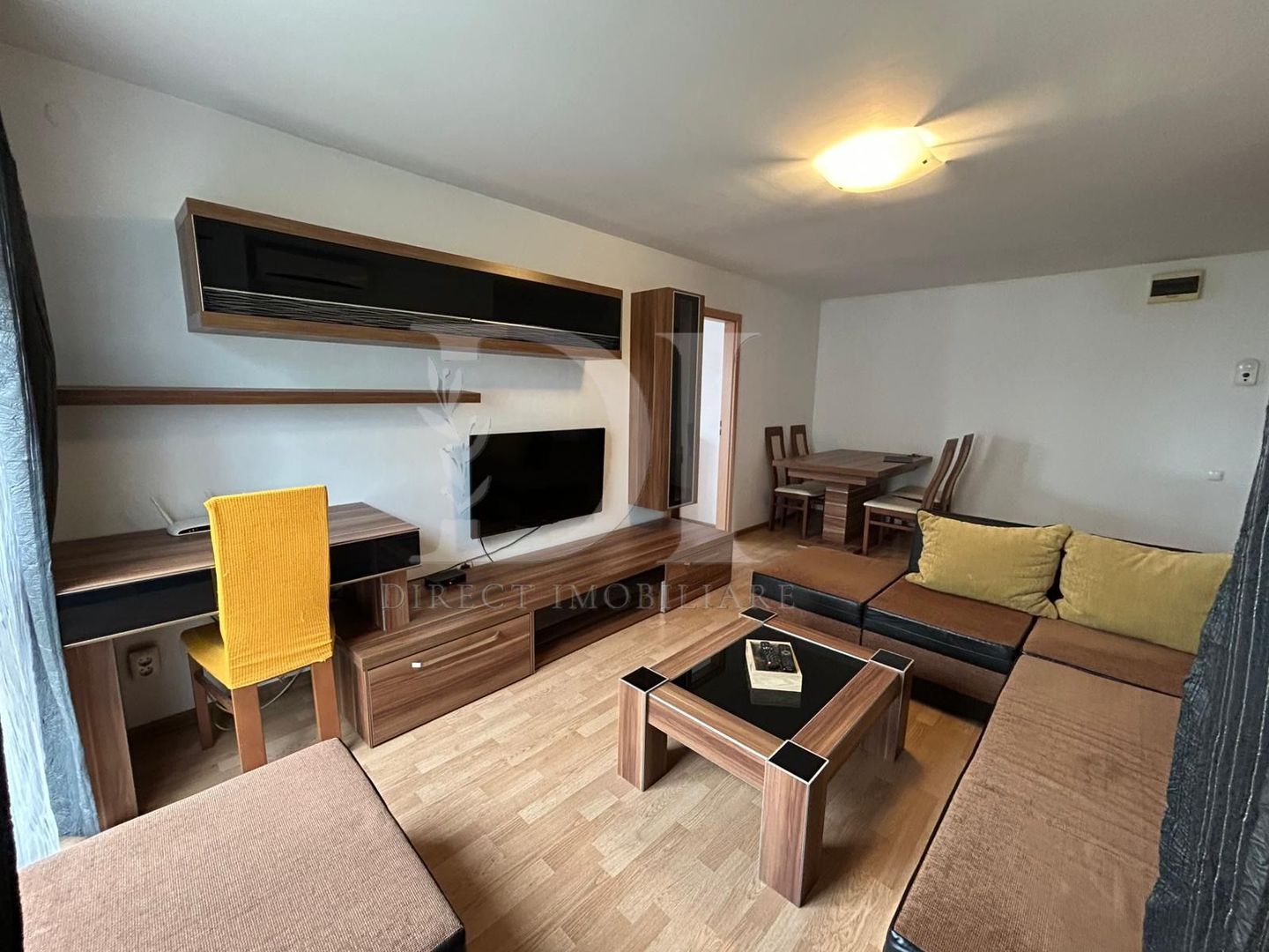 Apartament la cheie / etaj intermediar / zona Eroilor - Poză 1