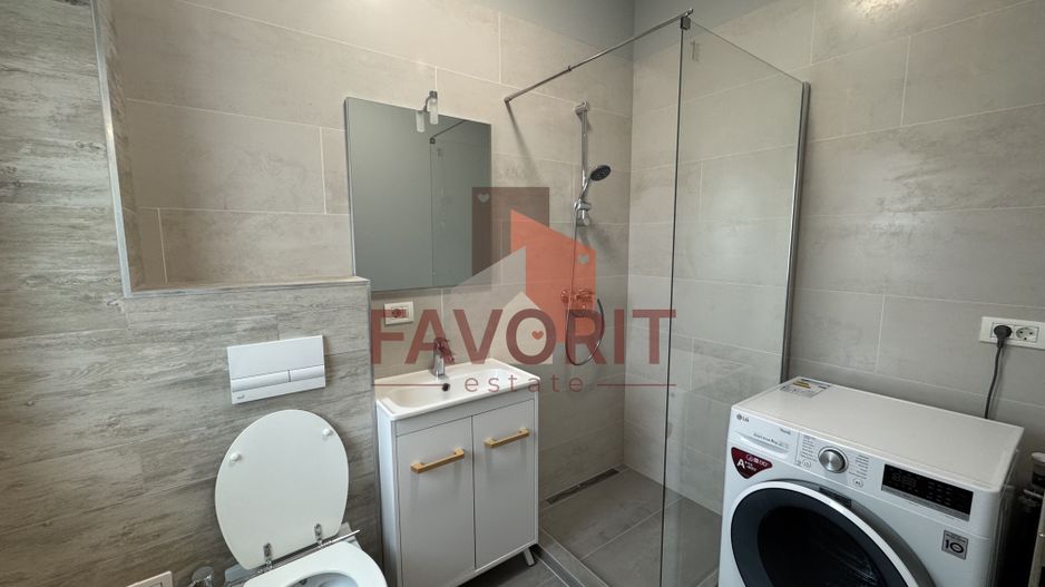 Duplex despartit prin garaj. Zona centrala - langa padure. Mobilat si utilat - Poză 14