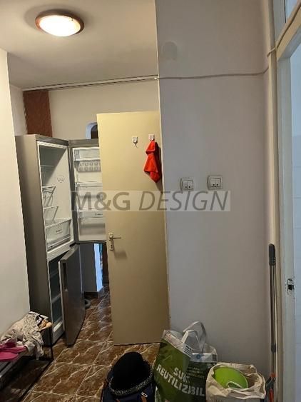 Apartament 3 camere Soarelui etaj 2 cu centrala - Poză 13