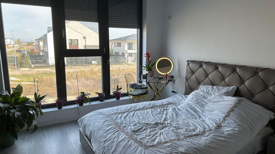 Inchiriere 4 camere in duplex, Otopeni-Central - Poză 1