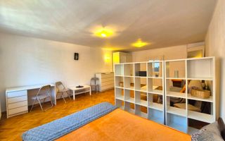 Exclusivitate - Garsonieră la 3 minute de P-ta Sfatului, pet friendly - Poză 7