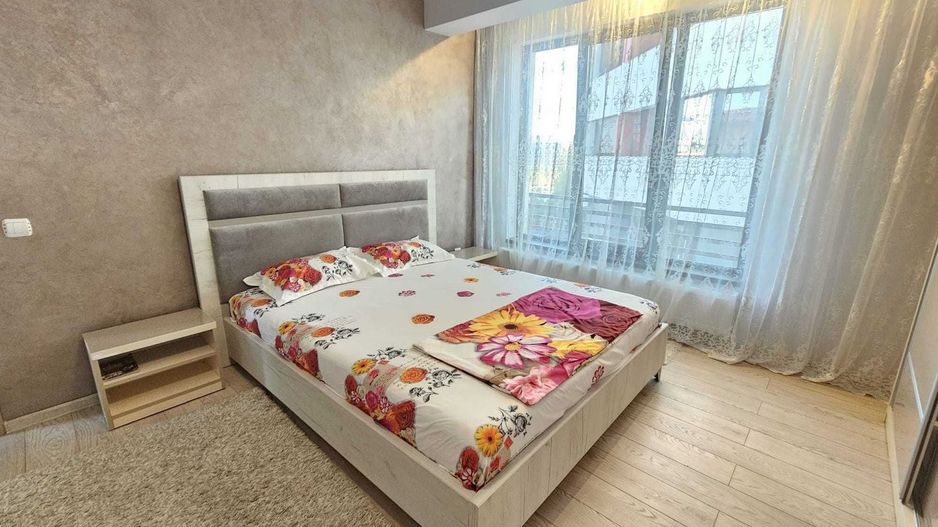 Vila P+1 de 3 camere, de inchiriat in Mamaia Nord - Termen Lung - Poză 3