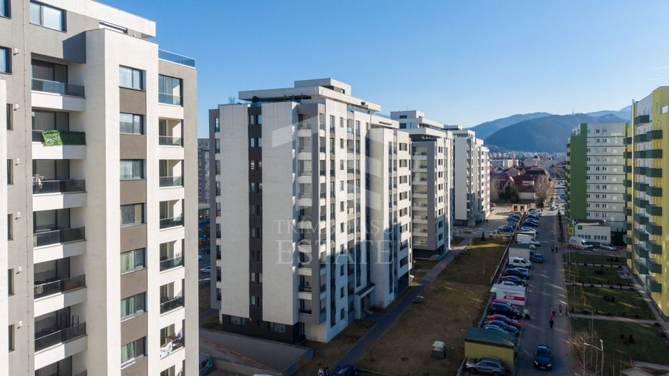 Coresi-Penthouse 3 camere +loc de parcare subteran 203mp - Poză 36