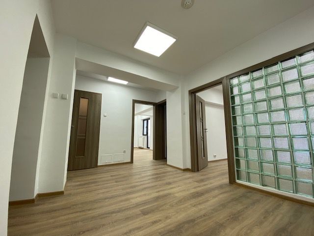 Imobil 4 camere Unirii, cladirea Sitraco, pretabil investitie. - Poză 5