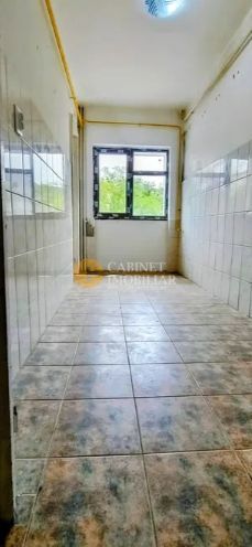 FARA RISC - Piata Nicolina -2 Camere - Decomandat -  Etaj 1 - Poză 3