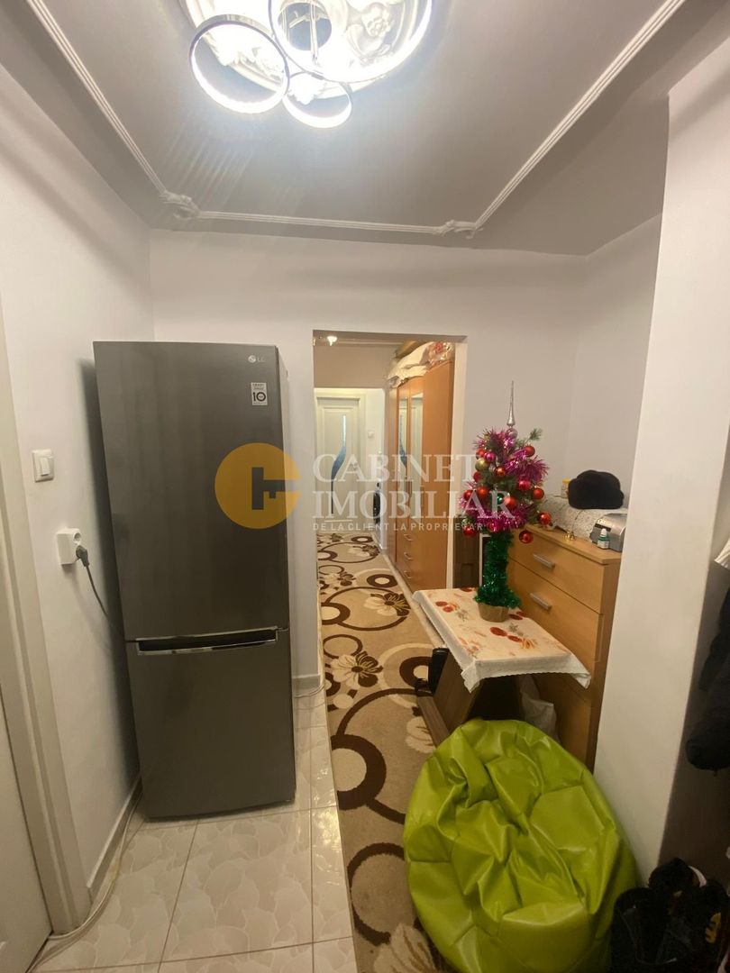 CANTA - 3 CAMERE DECOMANDAT - ETAJ INTERMEDIAR - Poză 1