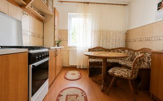 Apartament cu 4 camere de vânzare Coiciu - Poză 2