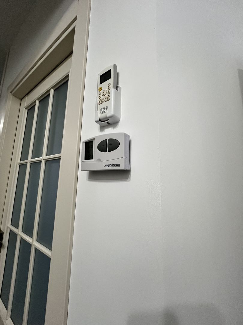 Studio bine compartimentat, parcare, complet mobilat, renovat, mutare imediata - Poză 25