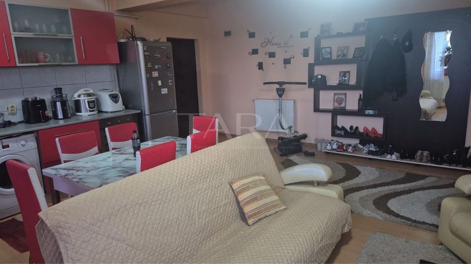 Apartament 2 camere spațios – 60 mp + terasă, parcare inclusă. - Poză 1