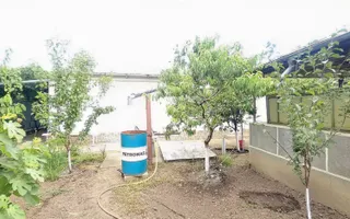 Casa la sol cu teren 1055 mp si livada - Vanatori, Galati - Poză 17